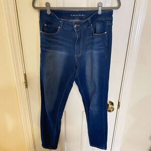 Tahari Women's Blue Denim Five Pocket Style Belt‎ Loop Jeans Size 10/30